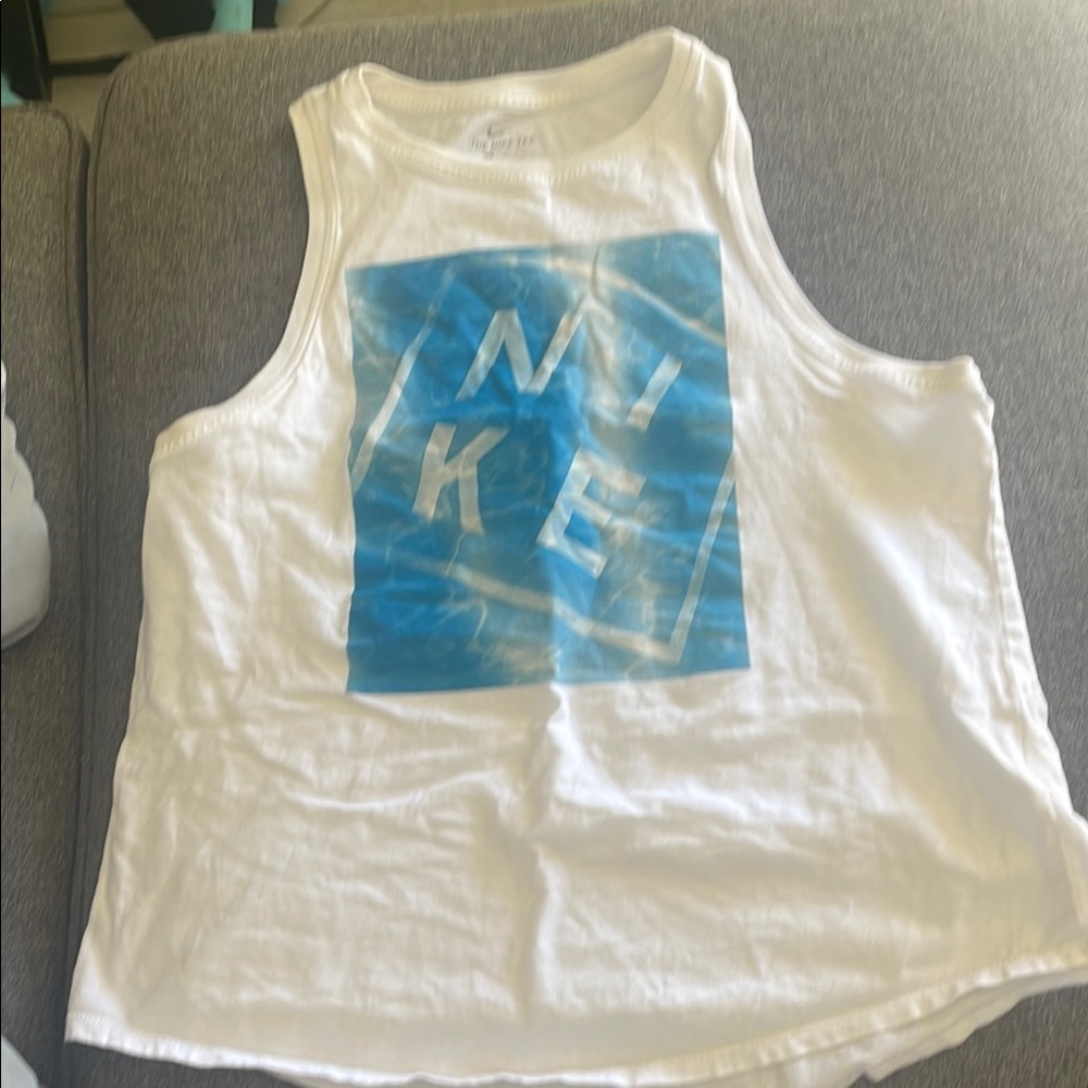 Nike tank